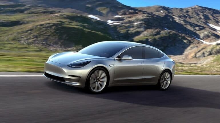 Tesla’dan Model 3 üretimi ile ilgili müjde