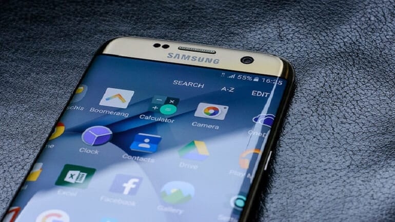 Samsung, mobil ekran tasarımı için önemli bir patent aldı