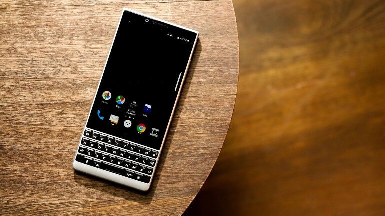 Çalışkanlar için en iyi batarya ömrüne sahip; BlackBerry KEY2