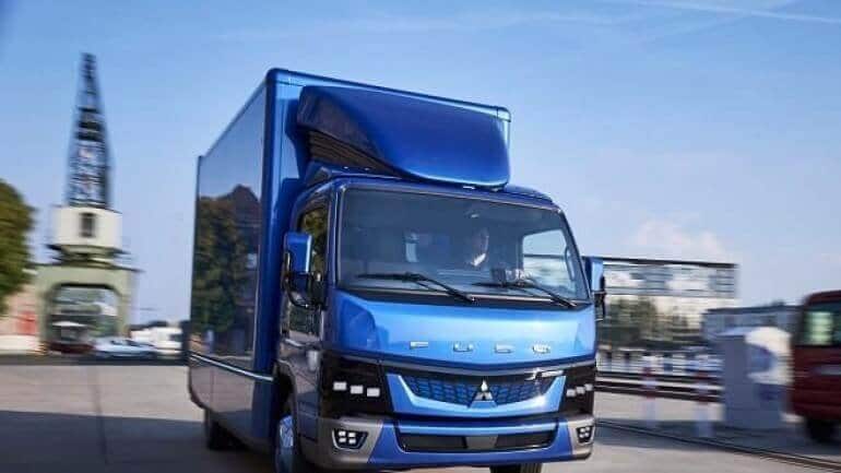 Daimler’in elektrikli kamyonları yola çıkıyor