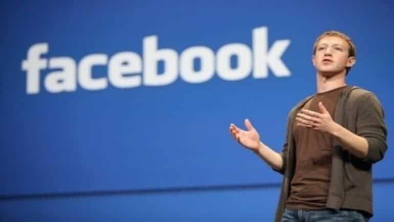 Facebook şiddete ve çıplaklığa daha az sansür getirecek
