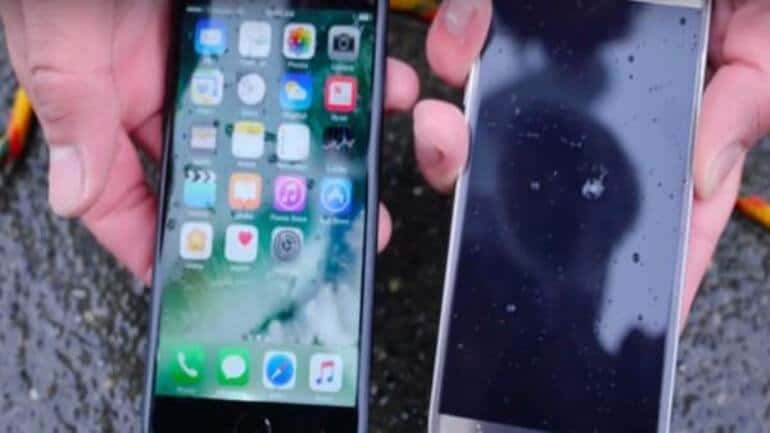 iPhone 7’leri modellerde kulaklık girişi yok?