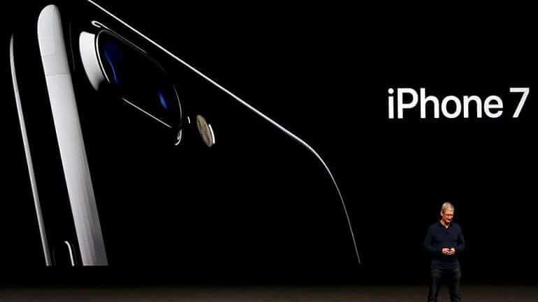 iPhone 7’nin tanıtım tarihini duyurdu