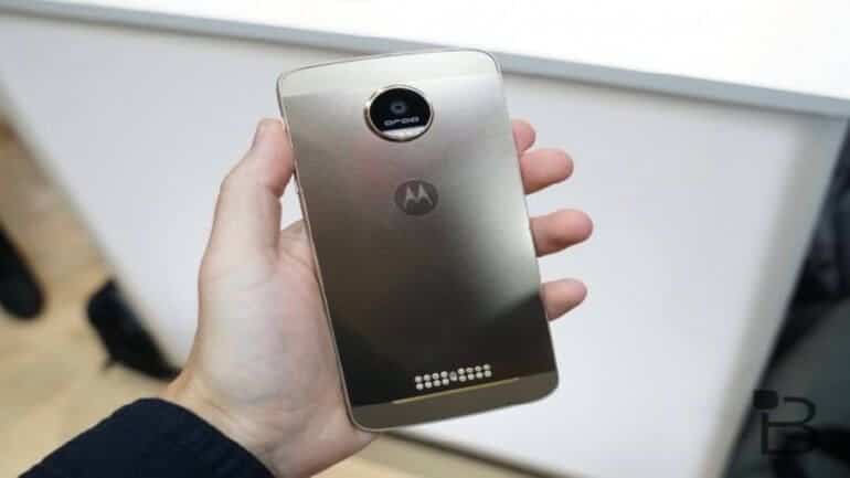 Motorola’nın yeni modüler telefonu
