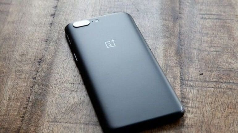 OnePlus 5T etkinlik biletleri tükendi