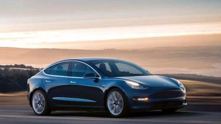Tesla Model 3 üretimi geçici olarak durduruldu