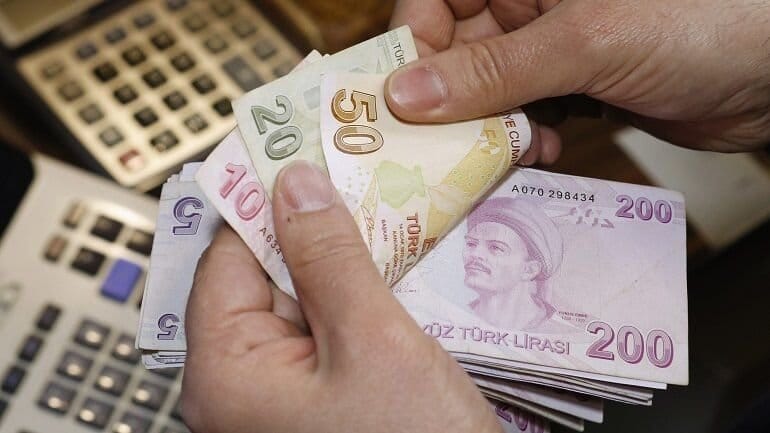 Türkiye’de 6 aylık reklam harcaması 900 milyon TL