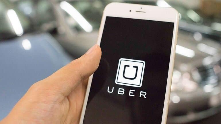 Uber sürücüsüne artık yolculuk bitmeden puan vermek mümkün