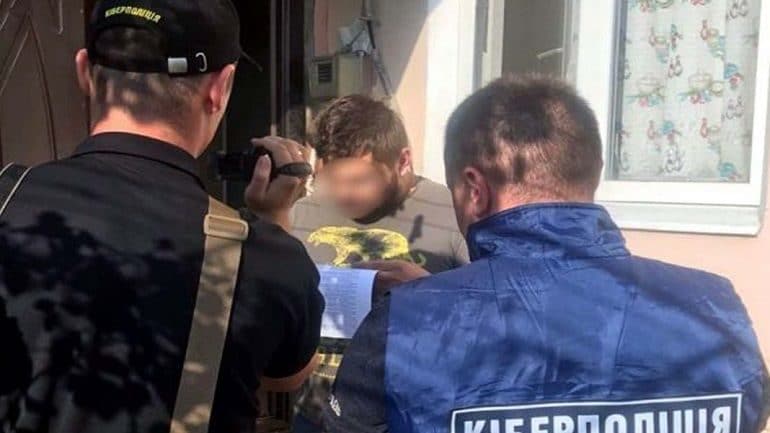 Ukrayna’da sahte kripto para sitelerine baskın!